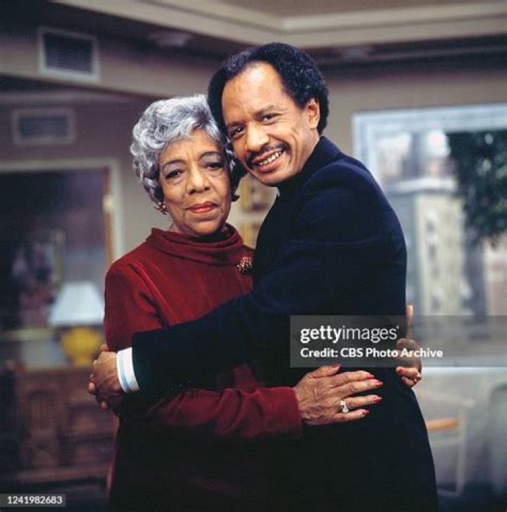 Zara Cully